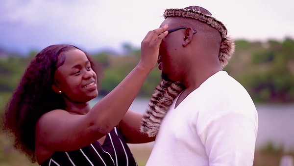 Mjolisi – My Dululu Ft. Mnqobi Yazo (Video)